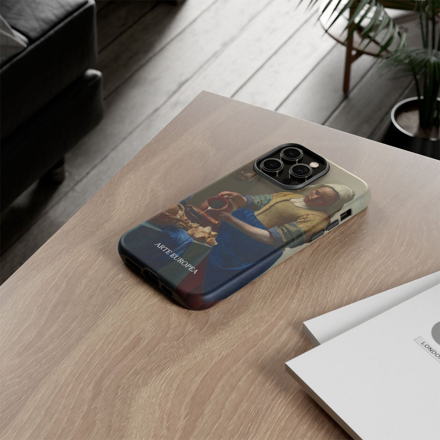 The Milkmaid - Johannes Vermeer (1657-1658) - Phone Case